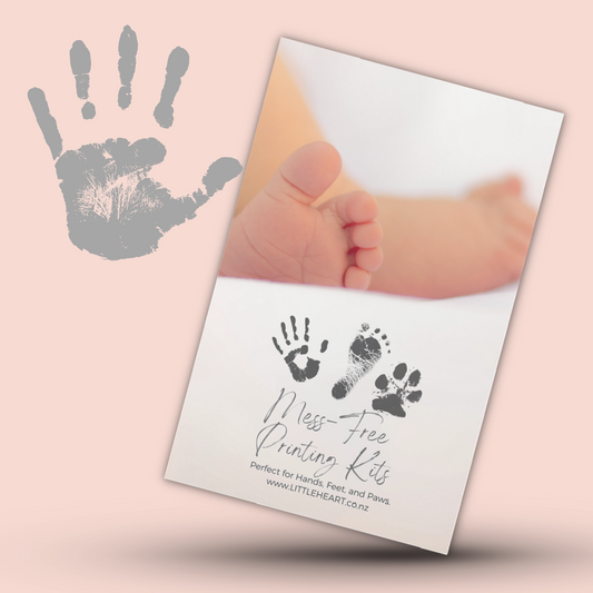 Grey mess free printing kits for new born babies and children, accurately capture new-born prints in grey inkless wipes. prints will magically appear on the paper